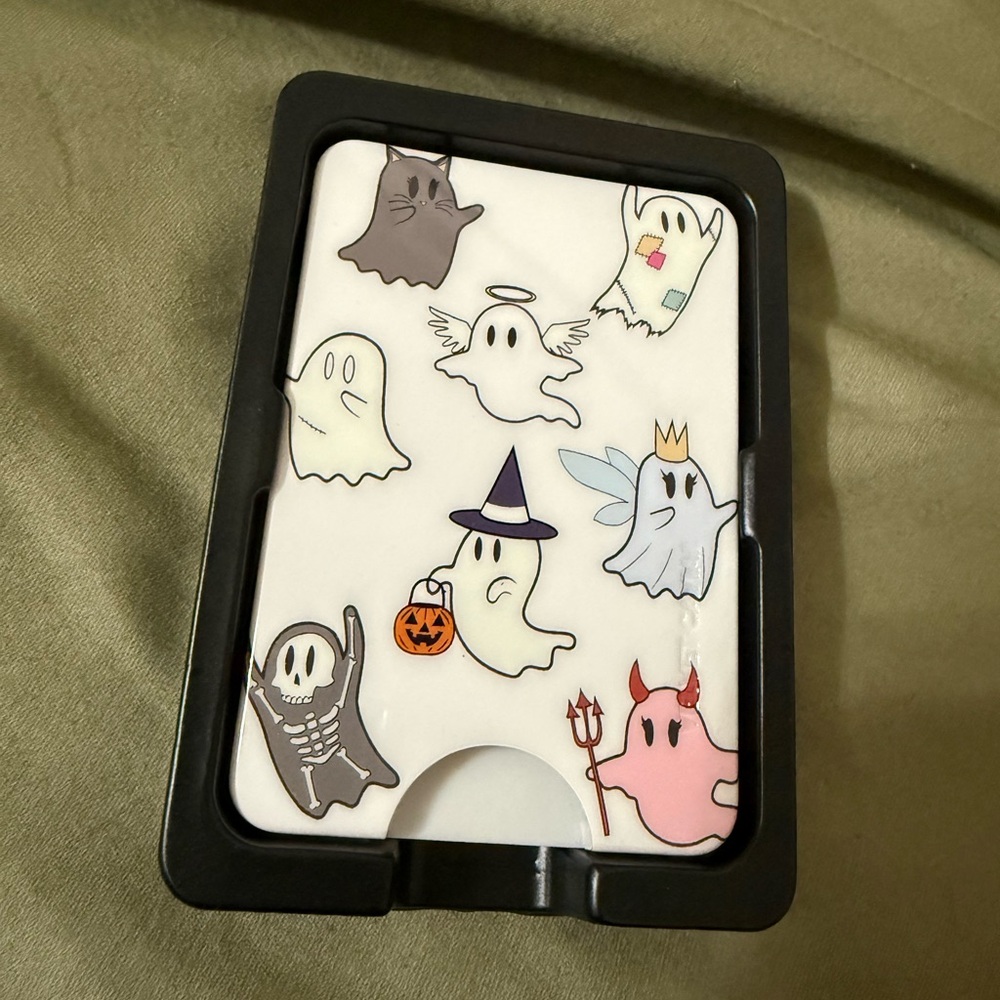 Ghosted 👻 Costume Party MagSafe Wallet - Velvet Caviar
